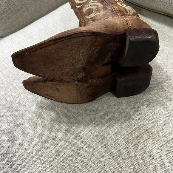 Justin Boots Distressed Brown Western Boots - Picture 6 of 7